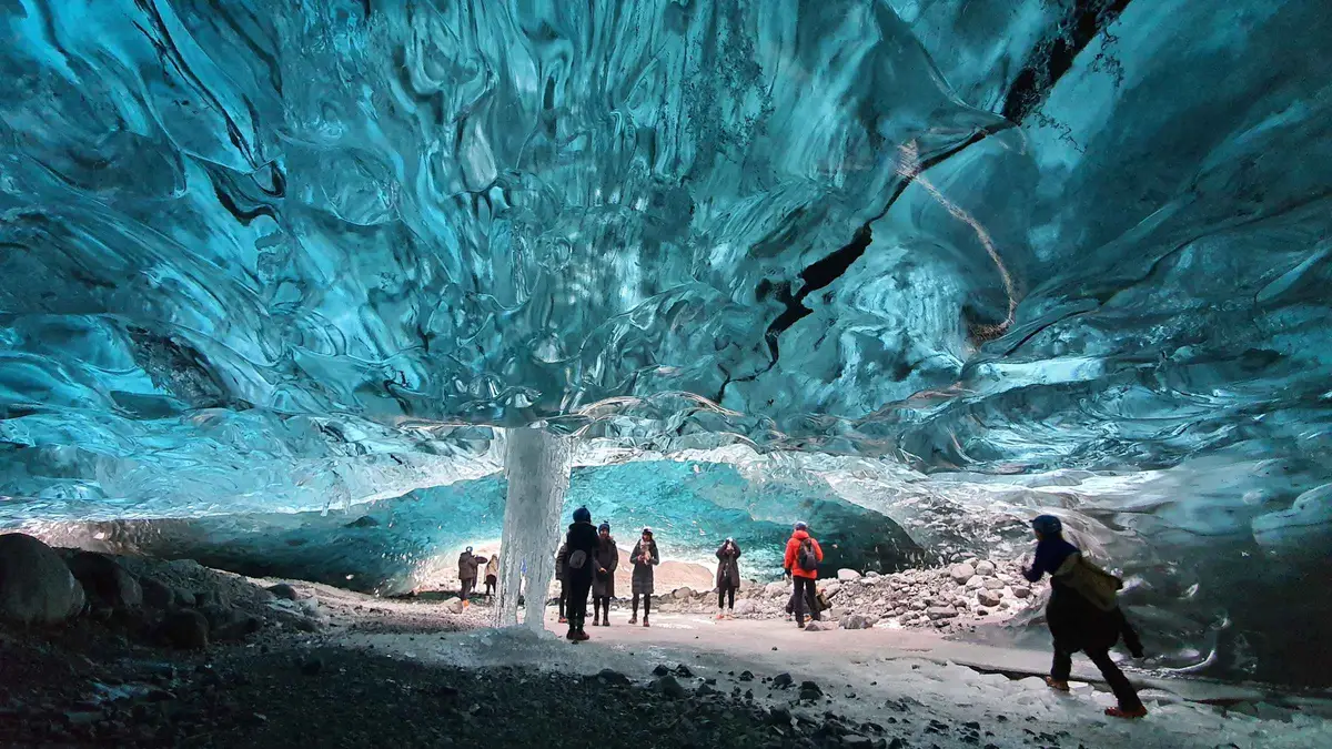 2-Day South Coast Tour with Blue Ice Cave from Reykjavík